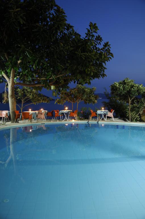 Kas Maki Hotel Buitenkant foto